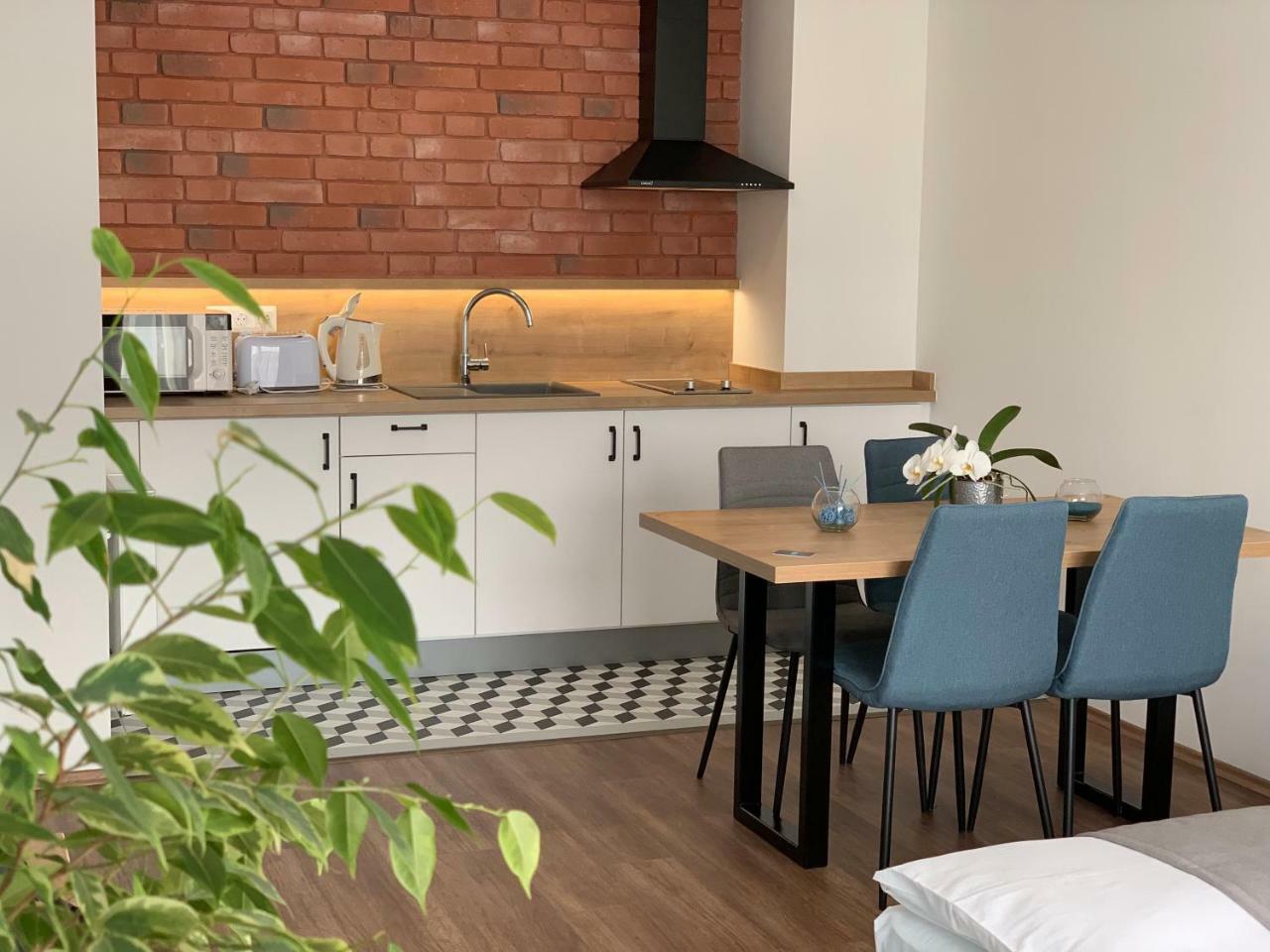 Berill Suites Sárvár 外观 照片