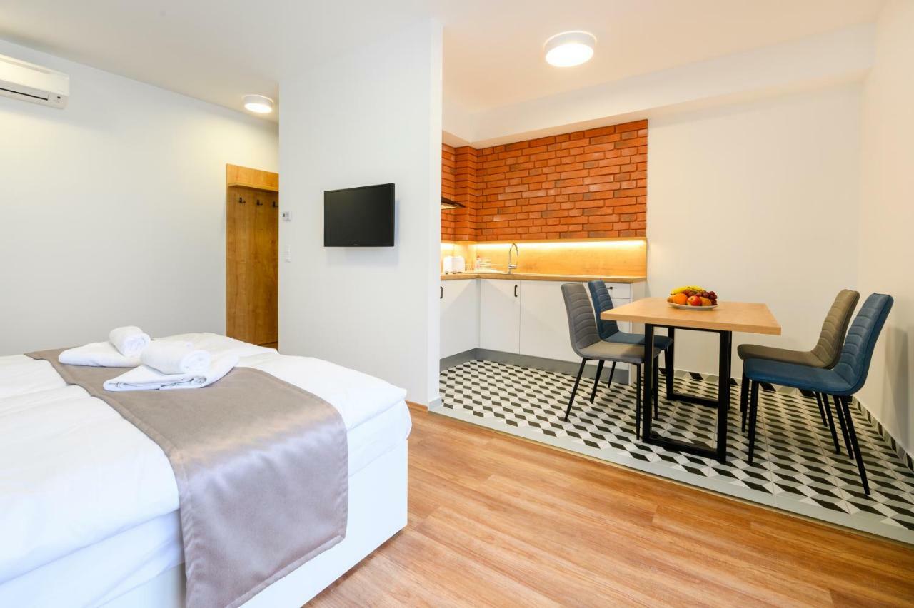 Berill Suites Sárvár 外观 照片